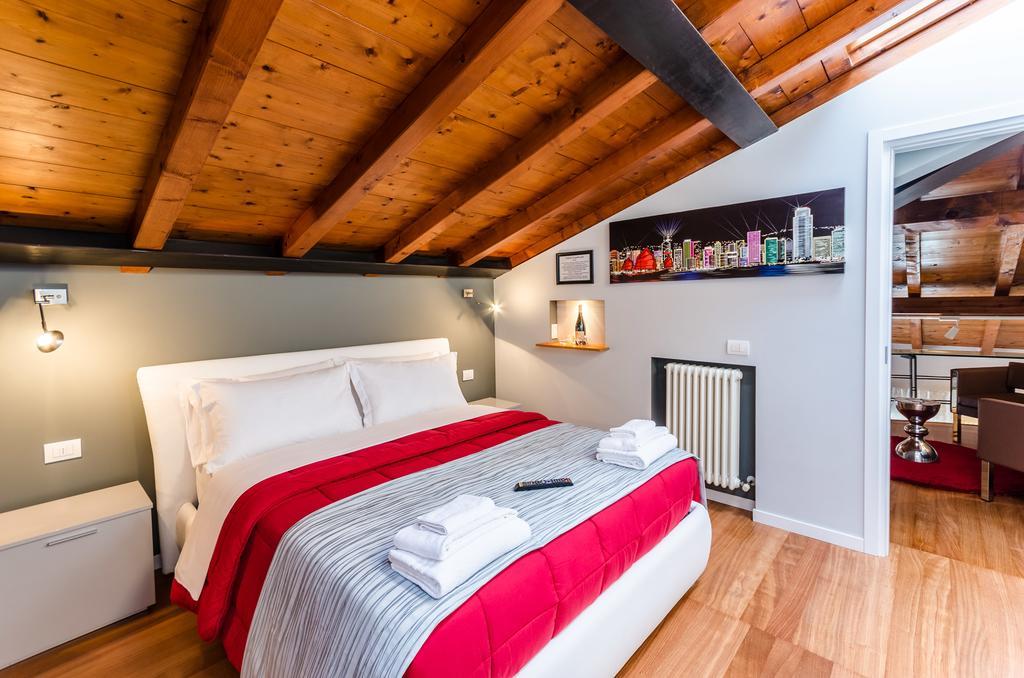 Duomo Guesthouse Plasencia Habitación foto