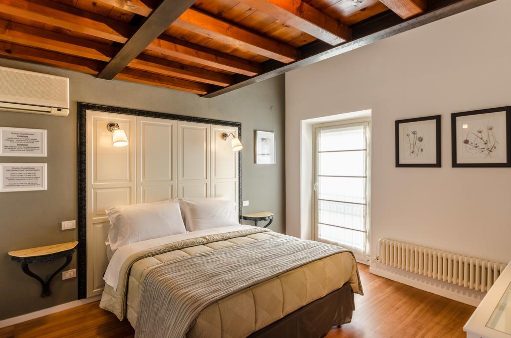 Duomo Guesthouse Plasencia Habitación foto
