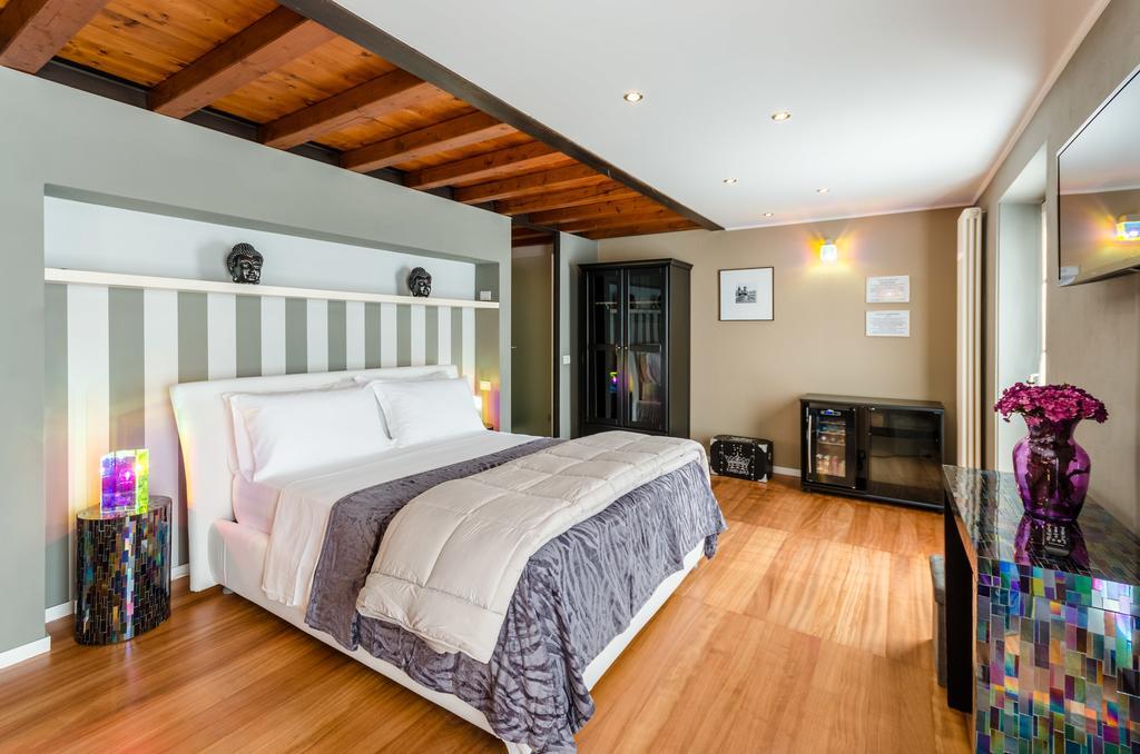 Duomo Guesthouse Plasencia Habitación foto