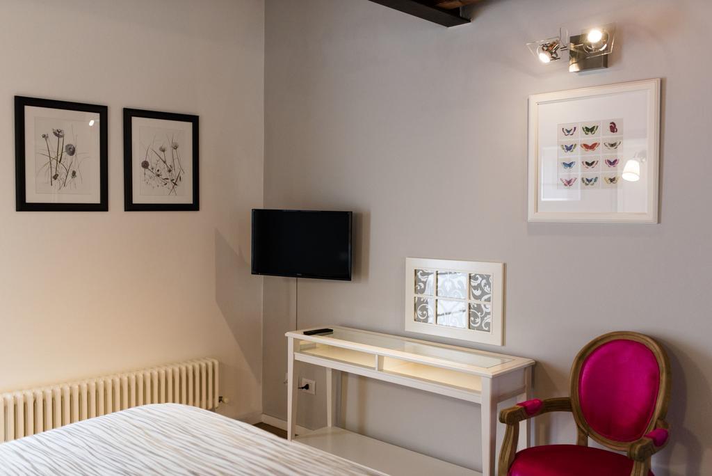 Duomo Guesthouse Plasencia Habitación foto